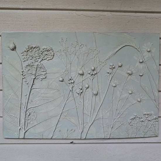 Detail video of the blue variant of this plaster botanical cast.